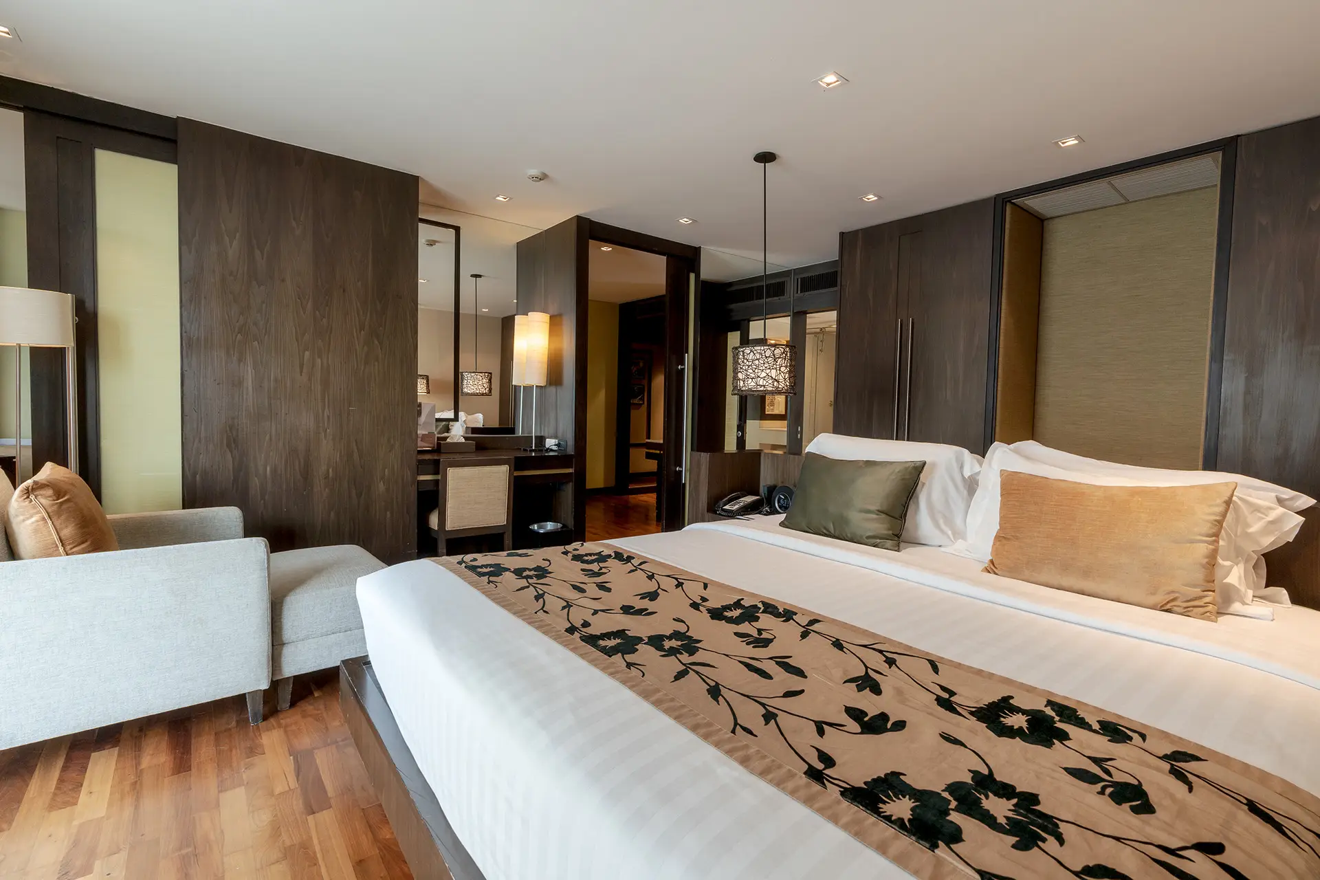 A-ONE-Pattaya-Ocean-View-Deluxe-Room-00003