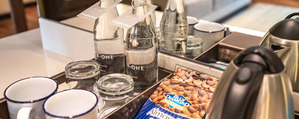 A-ONE-Pattaya-Urban-Suite-Room-Coffee-Tea